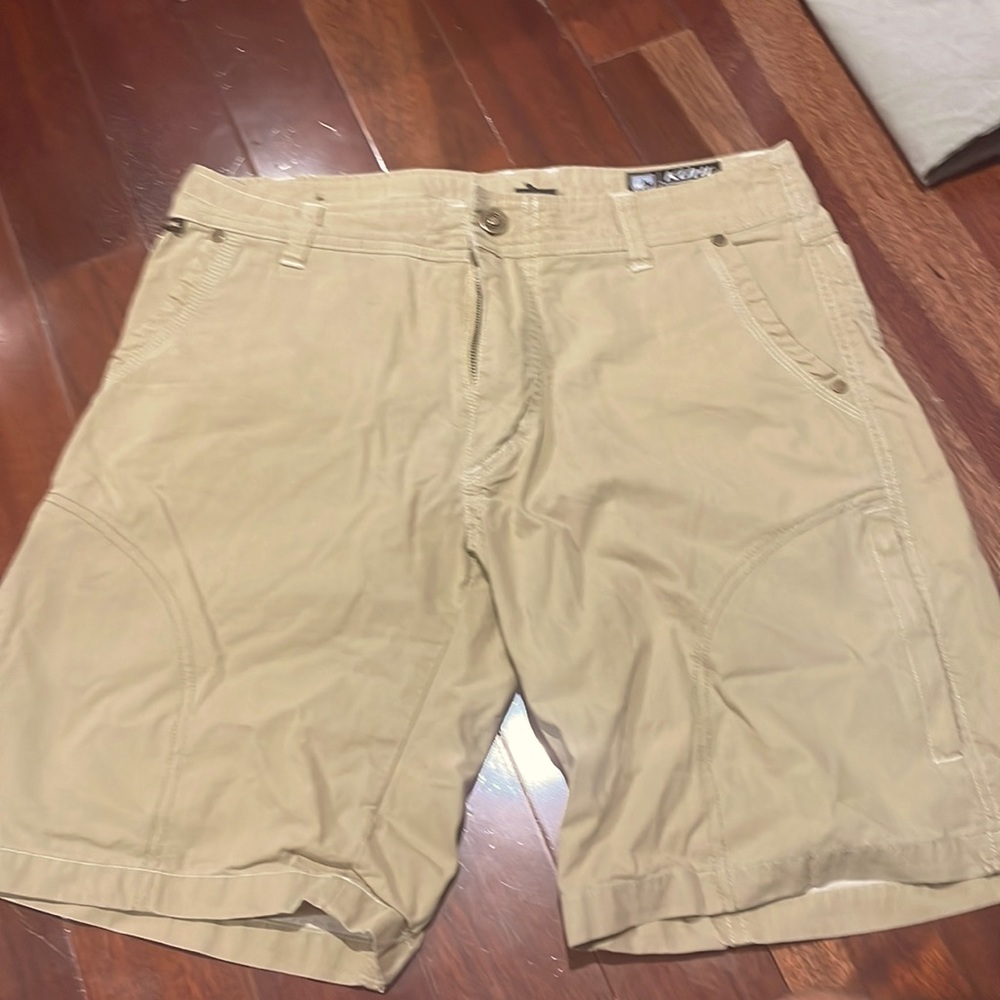 Mens Kuhl rambler shorts